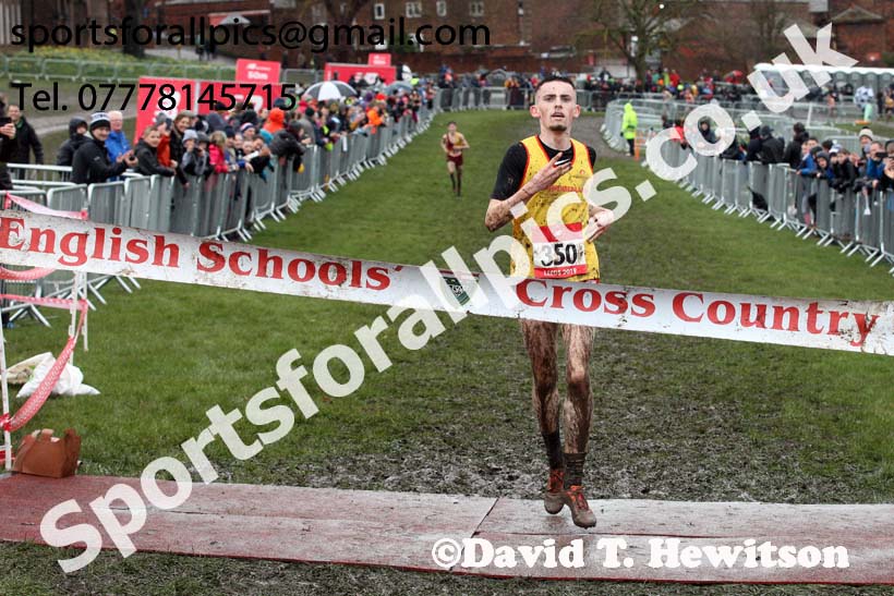Senior boys 2019 New Balance English Schools Cross Country Champs, Temple Newsam, Leeds. Photo:  David T. Hewitson/Sports for All Pics